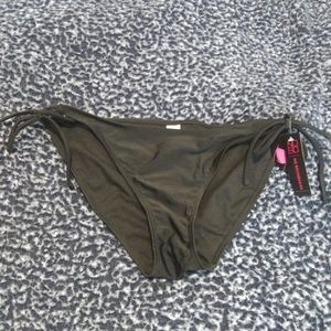 NWT! Black side tie bikini bottoms!